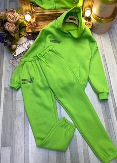 Костюм спортивный женский