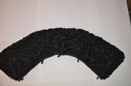 Воротник меховой каракулевый черный