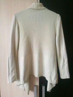 Белый уютный кардиган Stradivarius