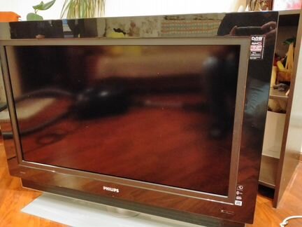 Телевизор philips - S FJ3.OE LA. Продаётся б/у