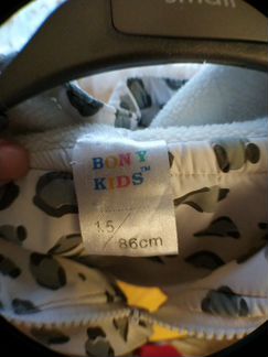 Ветровка на девочку 86. очень практичная