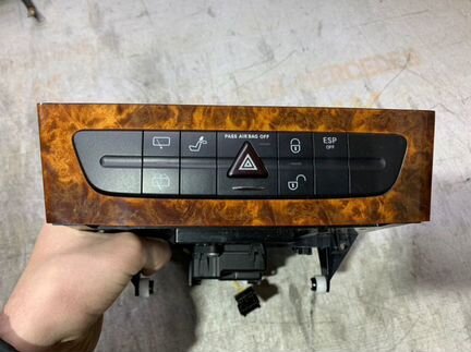 CD-чейнджер Mercedes E-Class W211 112.913 2.6L