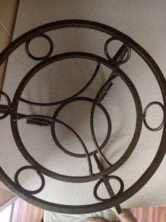 Подставка под цветы