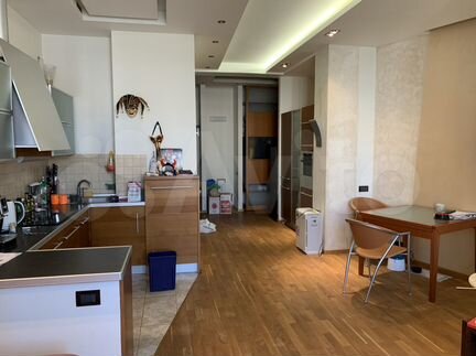 2-к квартира, 89 м², 5/9 эт.