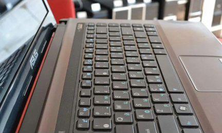 Ноутбук Asus
