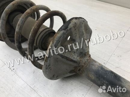 Амортизатор передний левый Mitsubishi Mirage 5