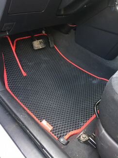 Новые коврики в салон Toyota Matrix