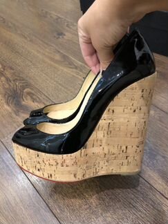 Туфли Christian Louboutin