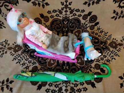 Нэнси в наборе с зимними животными и санями