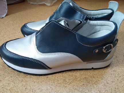 Ботинки жен. кожа новые