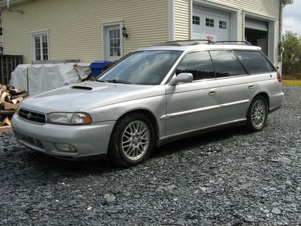 Лобовое стекло Subaru Legacy II 1994-1999