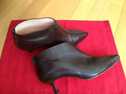 Ботильоны louboutin р. 36 / оригинал