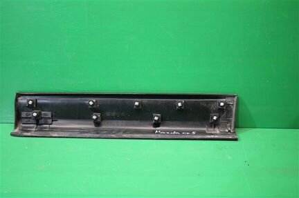 Накладка двери задняя правая Mazda Cx-5 Cx5 2 2017