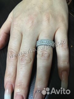 Золотое кольцо с бриллиантами