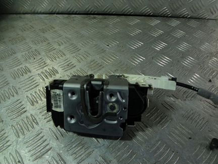 Замок двери передней левой Мерседес 204 212 218