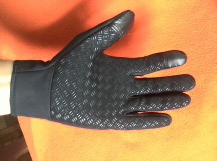 Перчатки для сенсорных экранов Touch Gloves