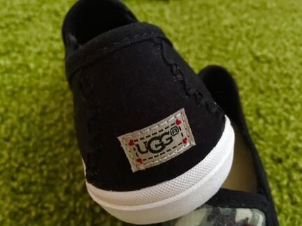 Новые Ugg оригинал с меховой стелькой