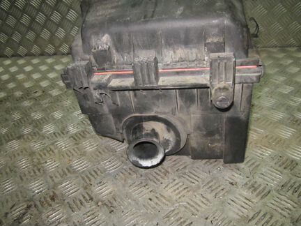 Корпус воздушного фильтра Фольксваген транспортер