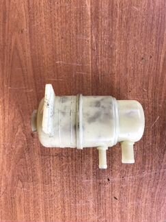 Бачок гур Mitsubishi Outlander 1