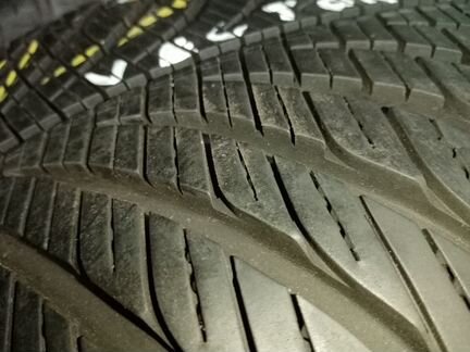 215/50 R17 зимние нешипованные Vector4season Goody