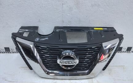 Решетка радиатора Nissan X-Trail T32 Restail