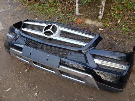 Бампер Mercedes Benz GL166 простой
