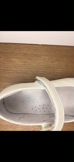 Детские туфли