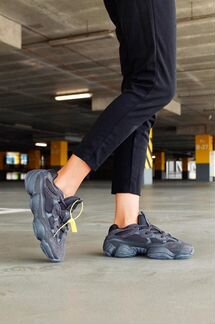 Кроссовки Adidas Yeezy Boost 500