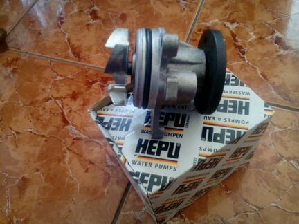 Насос системы охлаждения Ford Mondeo IV