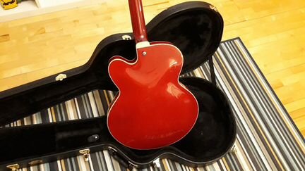 Ibanez afs75 с кейсом и звучками Lace