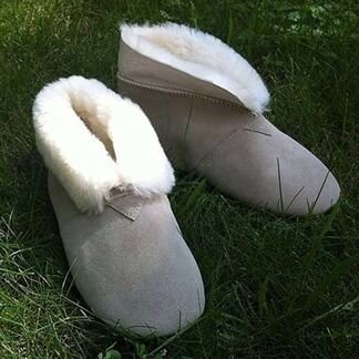 Тапочки из овчины, новые