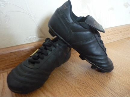 Обувь для занятий футболом