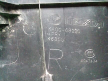 Накладка стойки правая Mazda CX-5 11 г