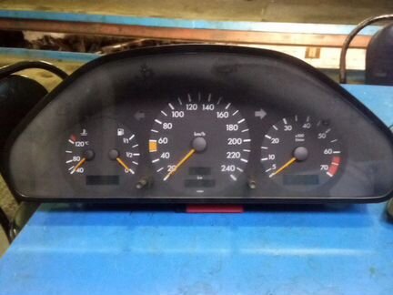 Мерседес 202 208 щиток панель приборов