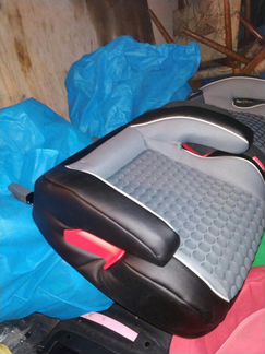 Новые бустеры (крепление Isofix и ремнями)