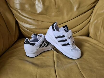 Кроссовки Adidas ZX500 новые детские 26 и 27 р