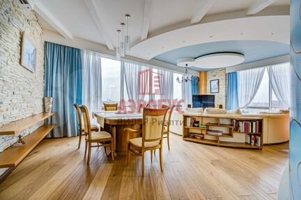 4-к квартира, 132.7 м², 24/32 эт.