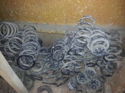 Пружины задние Nissan Juke