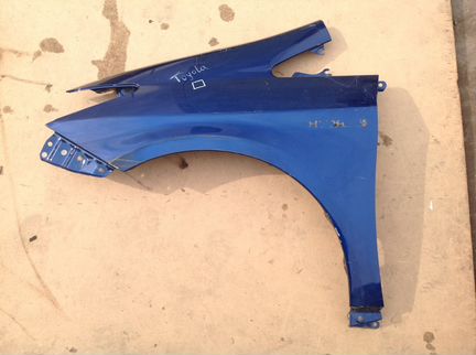 Крыло переднее левое Тойота Приус