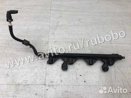 Рампа топливная Peugeot 308 1 EP6 2009