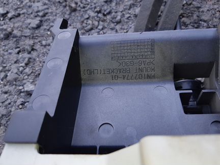 Селектор АКПП Mitsubishi Grandis Грандис