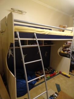 Кровать чердак