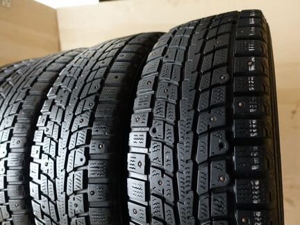 215 60 17 Dunlop SP Winter ICE 01 38DX