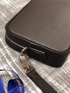 Клатч Louis Vuitton Togo