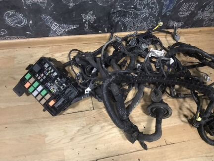 Проводка под копотная (91215-H5201) Hyundai Solari