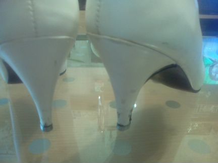 Туфли белые 37 р-р