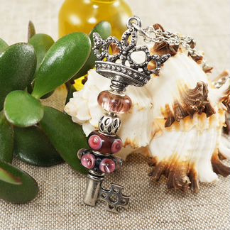 Подвеска Ключ Корона с шармами лэмпворк