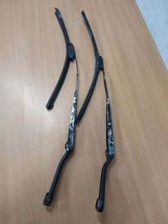Поводок дворнков Nissan Maxima A32