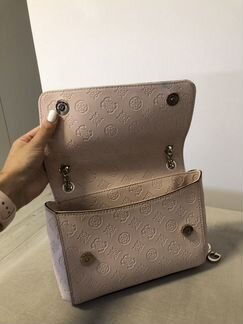 Сумка Guess