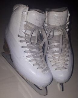 Танцевальные фигурные коньки